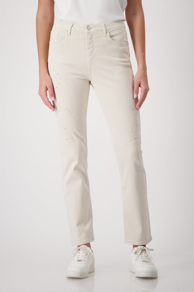 Jeans With Embroidery