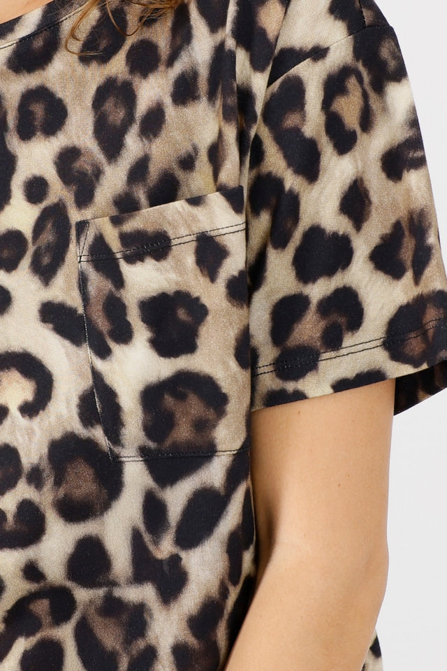 Top With Leopard Print