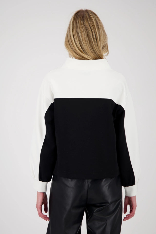 Sweater With Color Blocking