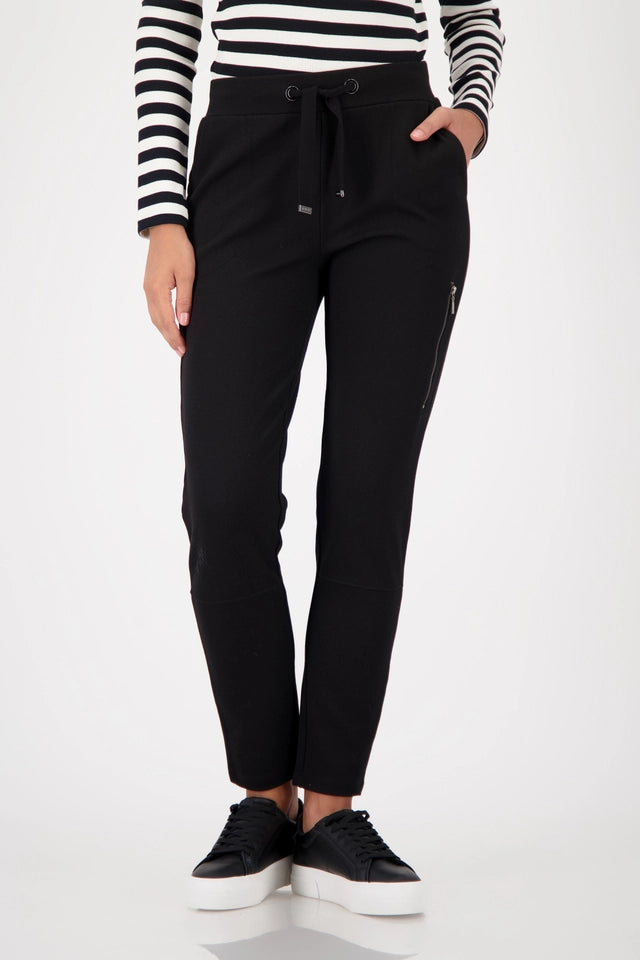 Joggers With Zip