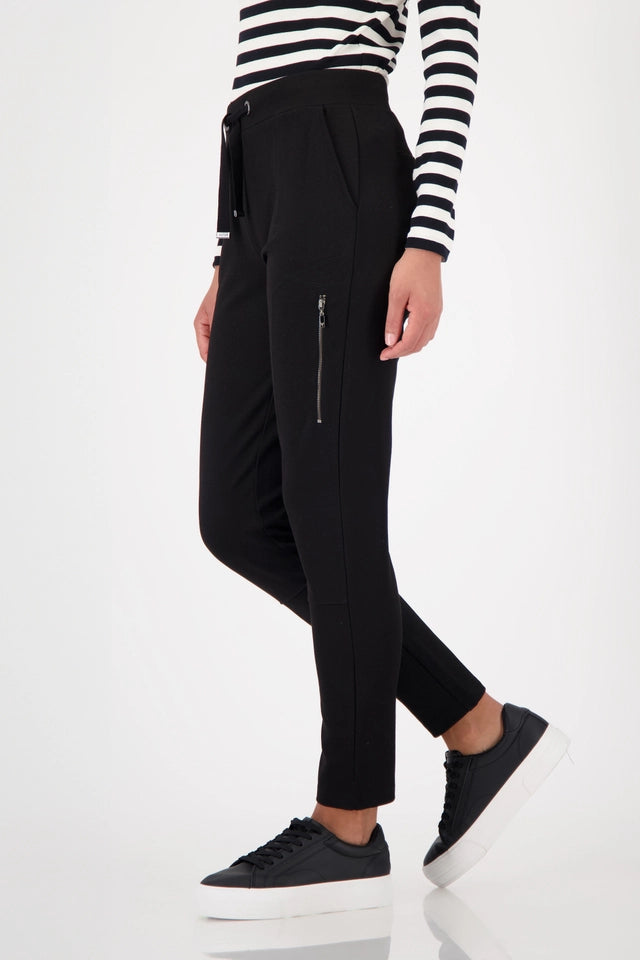 Joggers With Zip