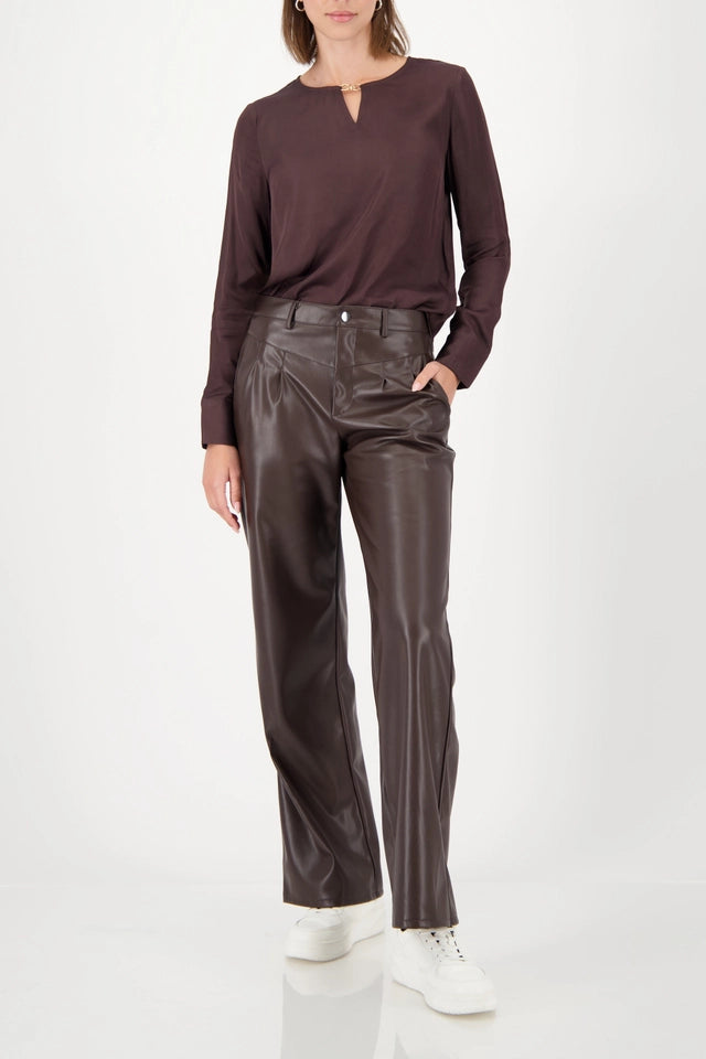 Brownie Blouse with jewelry detail