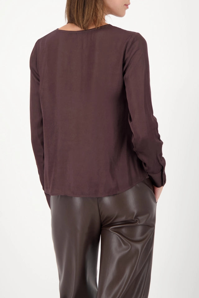 Brownie Blouse with jewelry detail