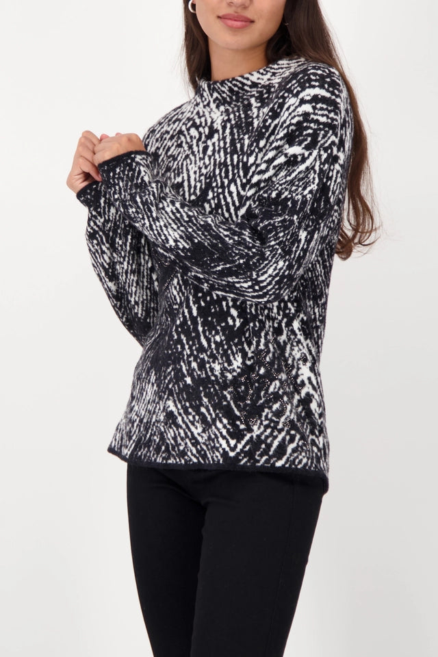Black Pattern Sweater with herringbone pattern