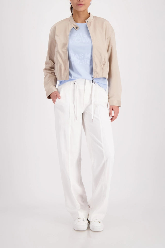 Light Sky Top With Lettering