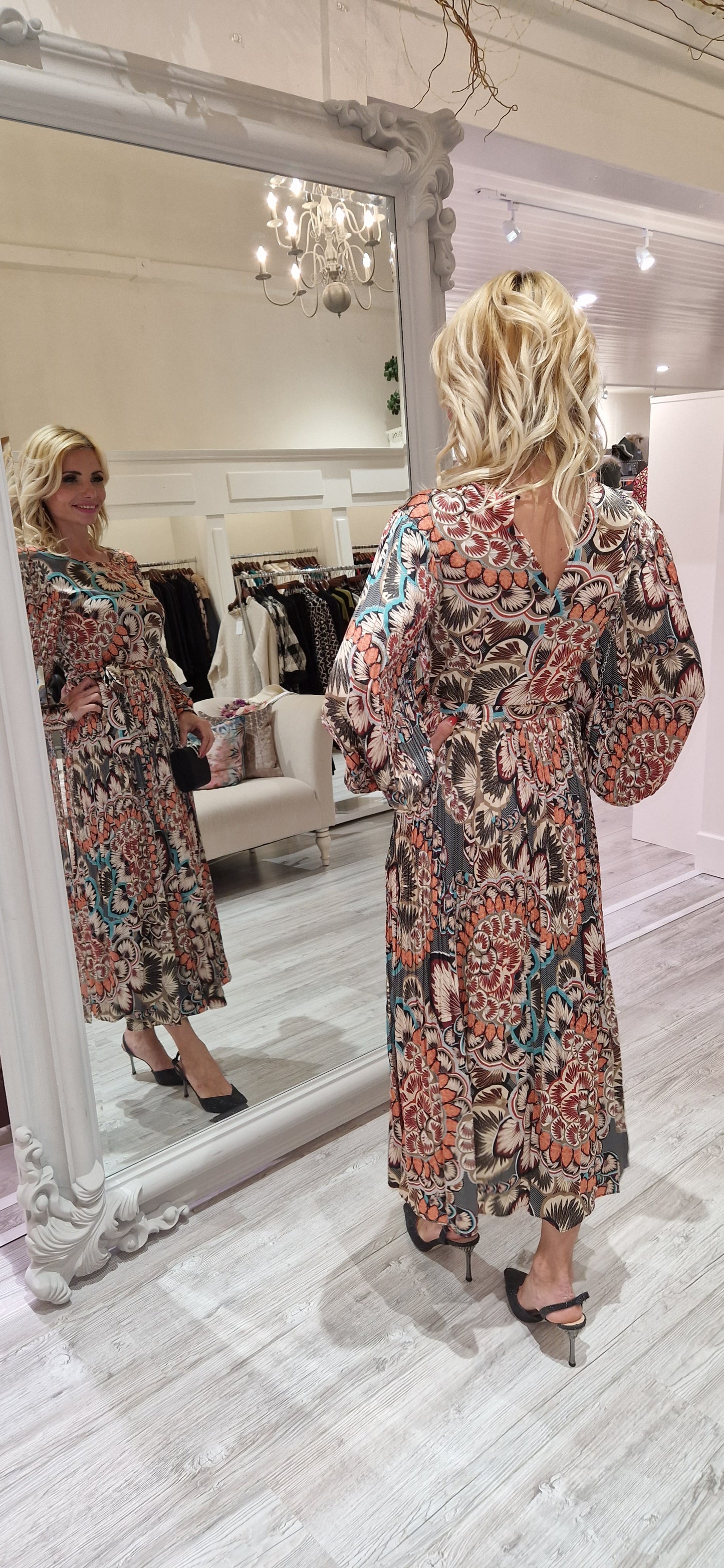 Demi Flower Midi Dress
