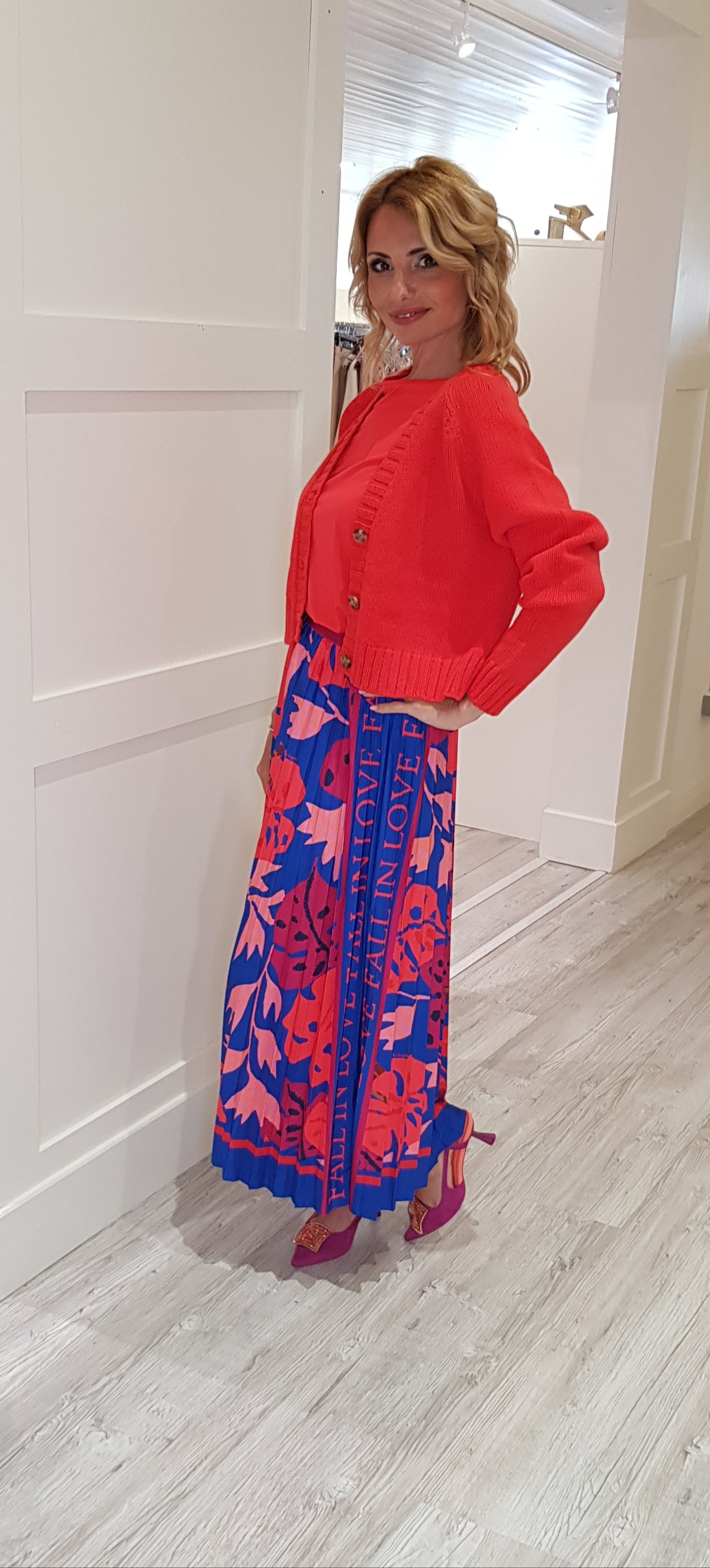 Coral Knit Short Cardigan