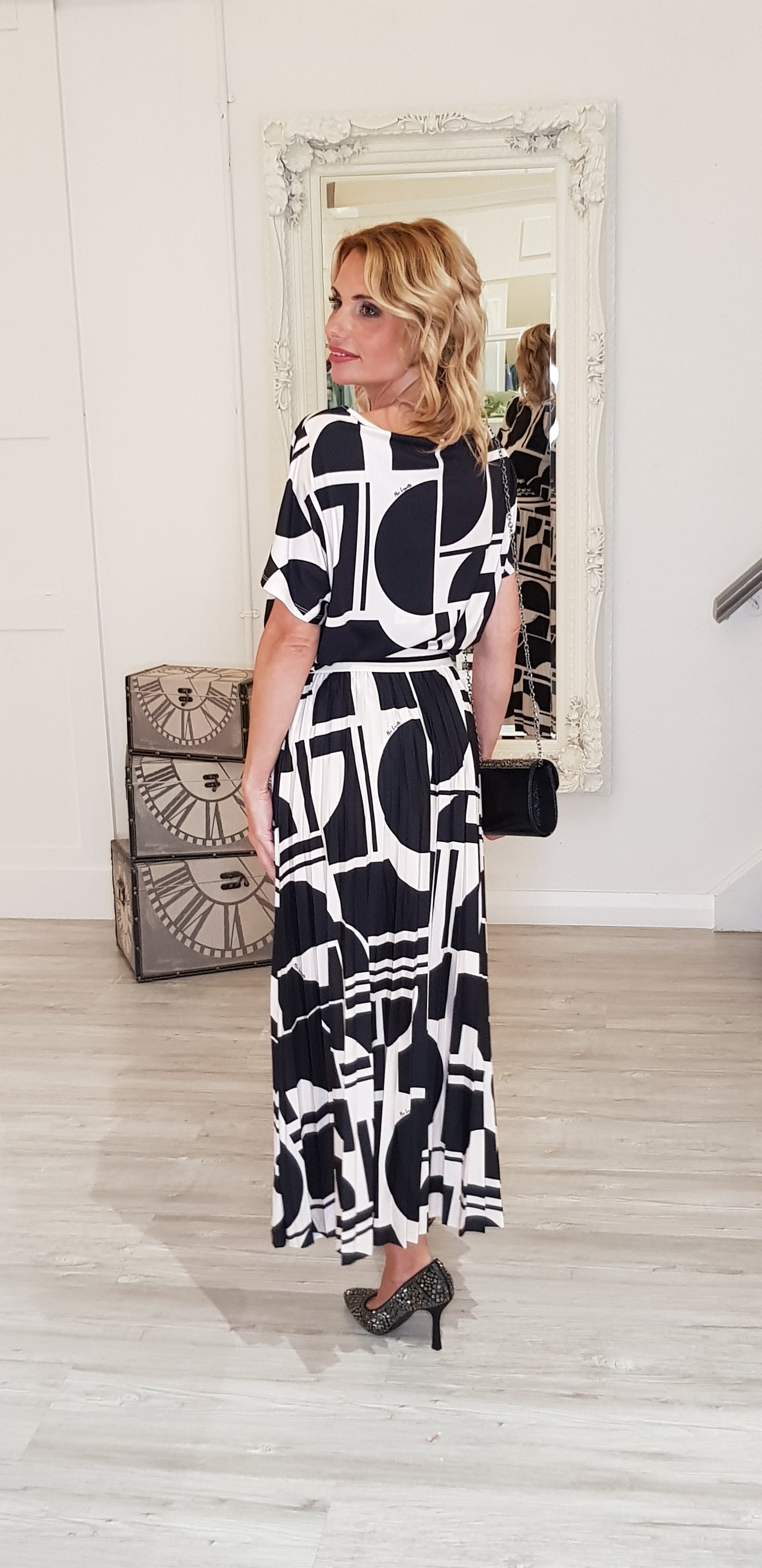 Black And Cream Top With Geometric Print
