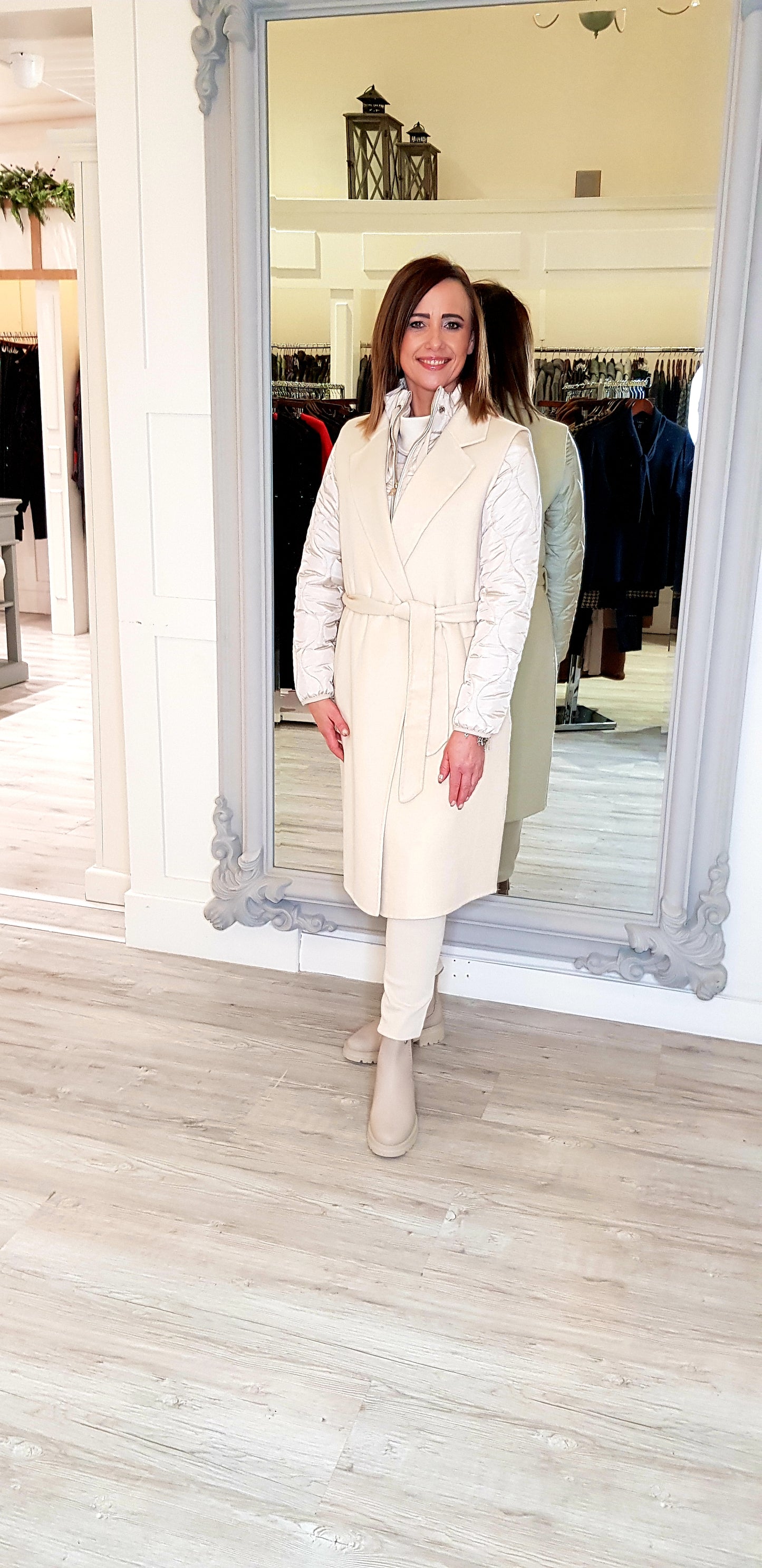 Cream Gillet With Padded Jacket