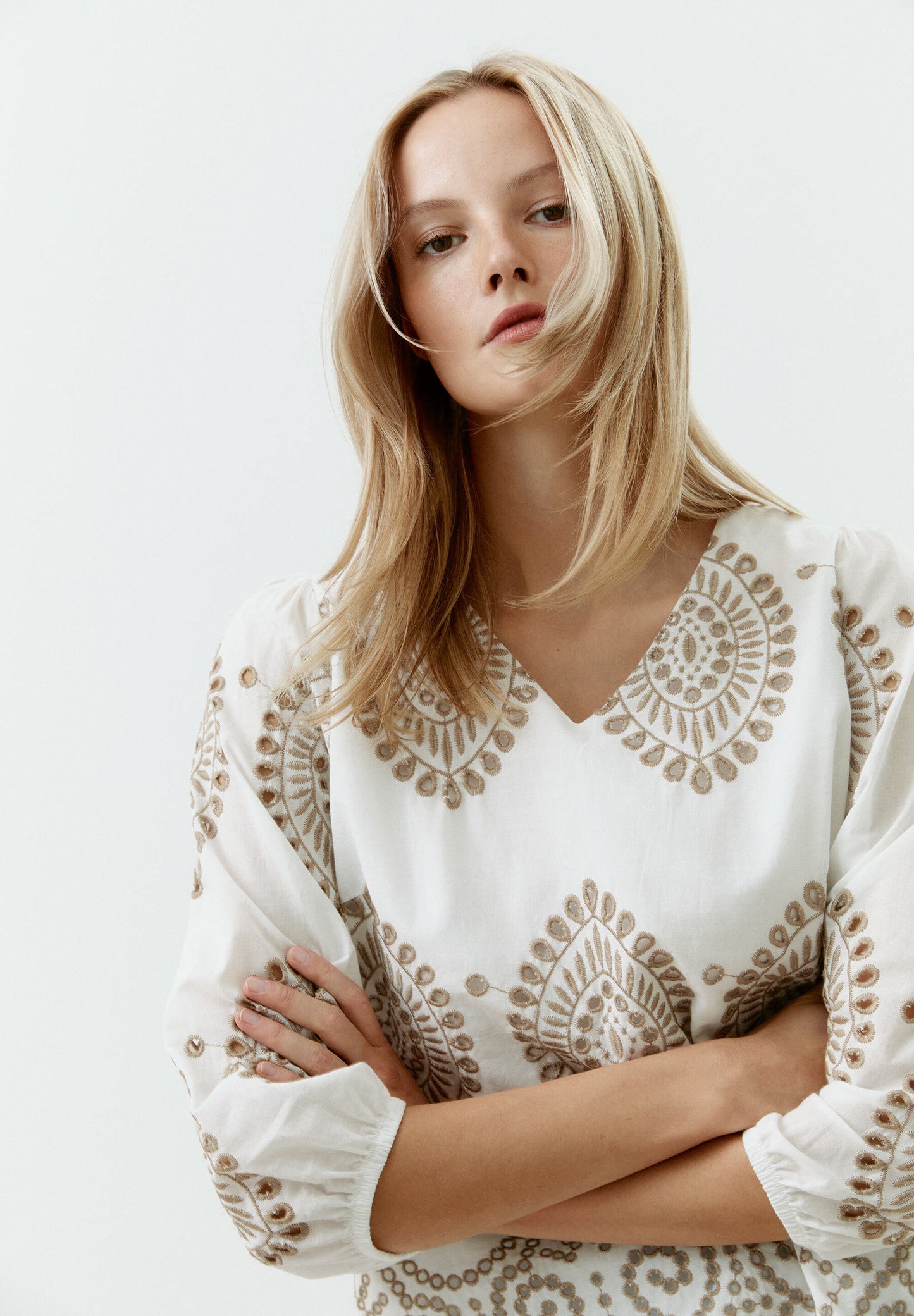 Lace Top, White & Beige