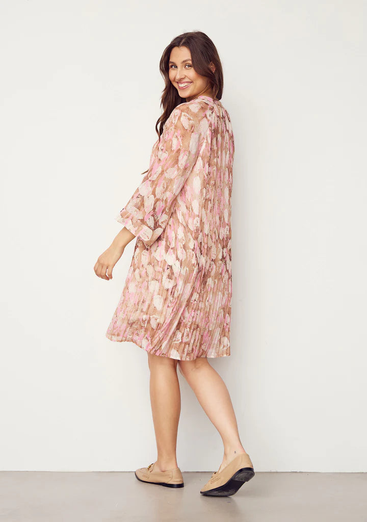 Enge Pink Dress