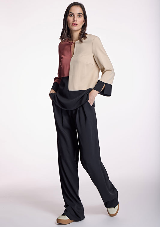 Three-toned blouse