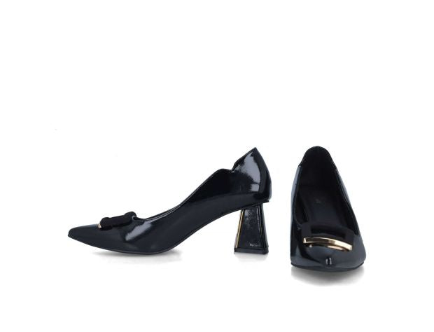 Black Patent Court Shoe