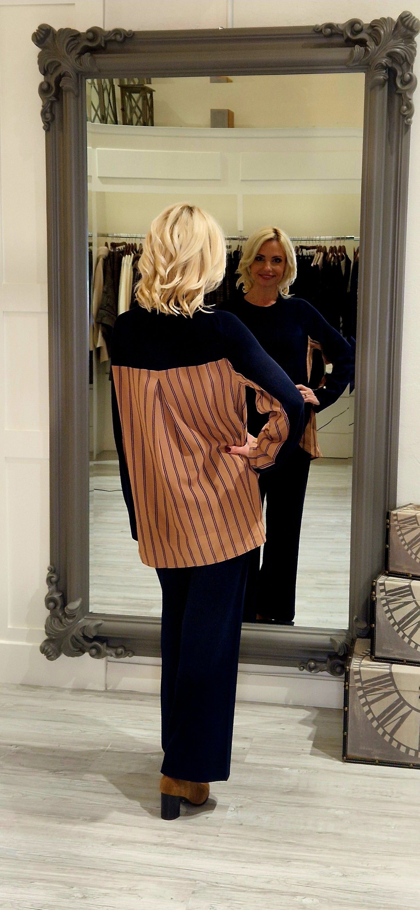 Navy 3/4 Trousers