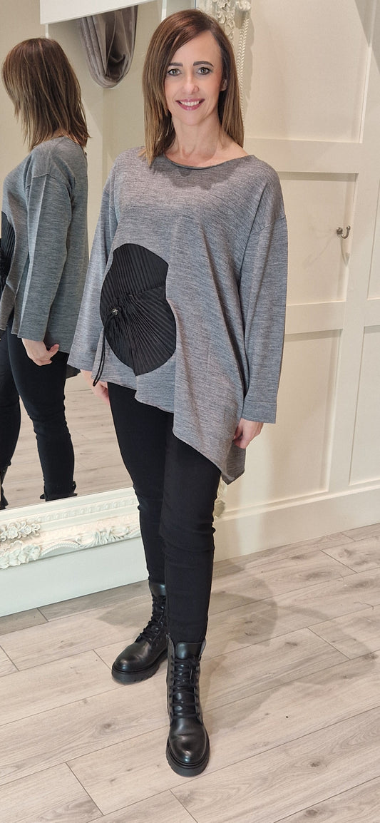 Grey Asymmetric Top