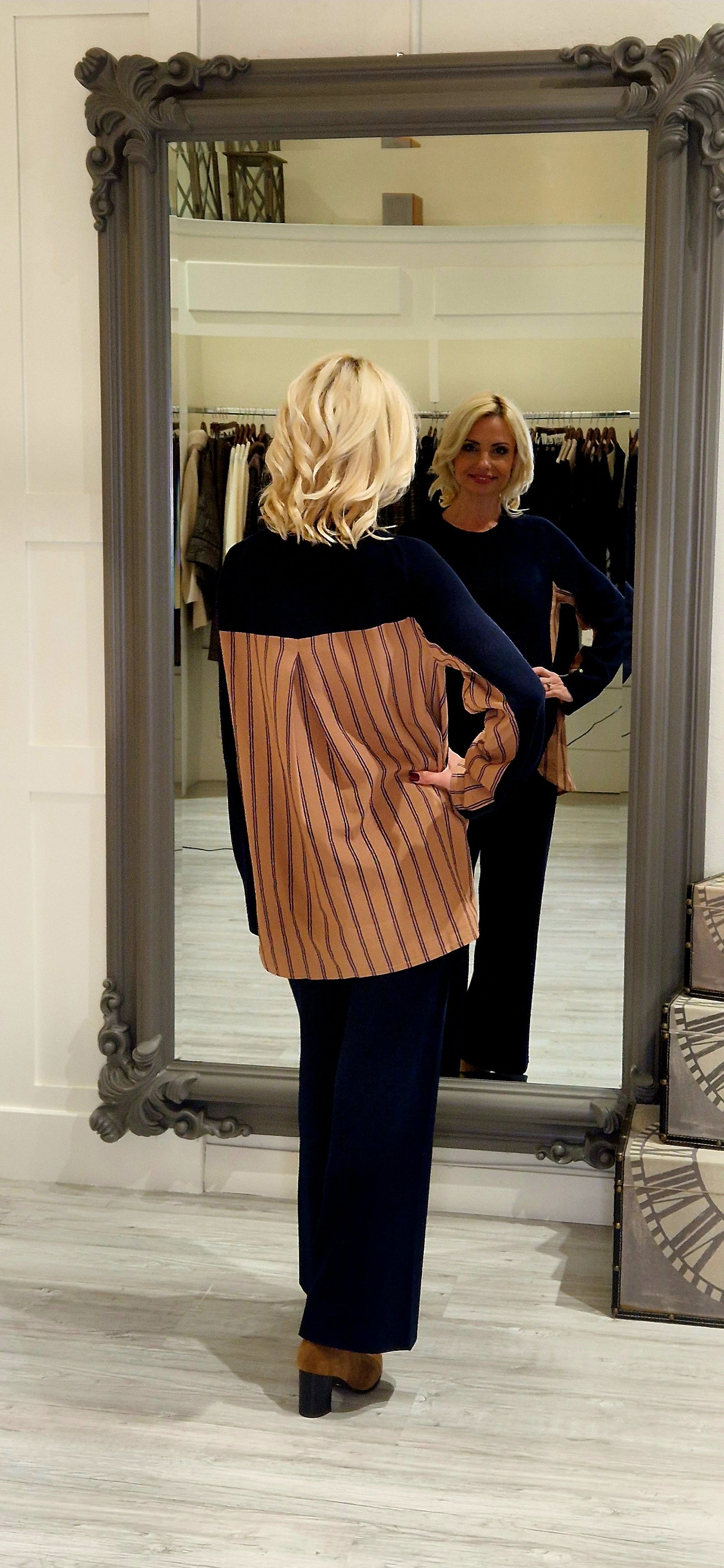 Navy 3/4 Trousers