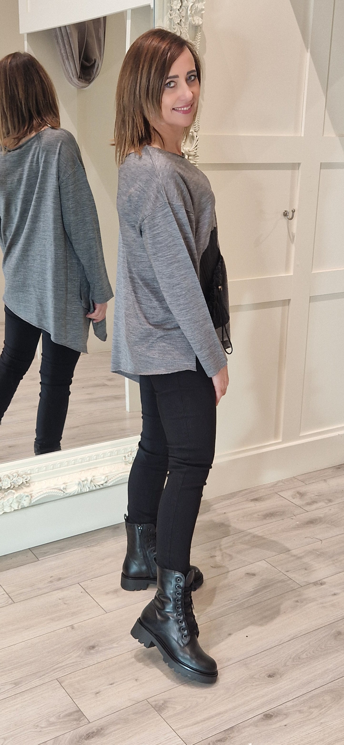 Grey Asymmetric Top