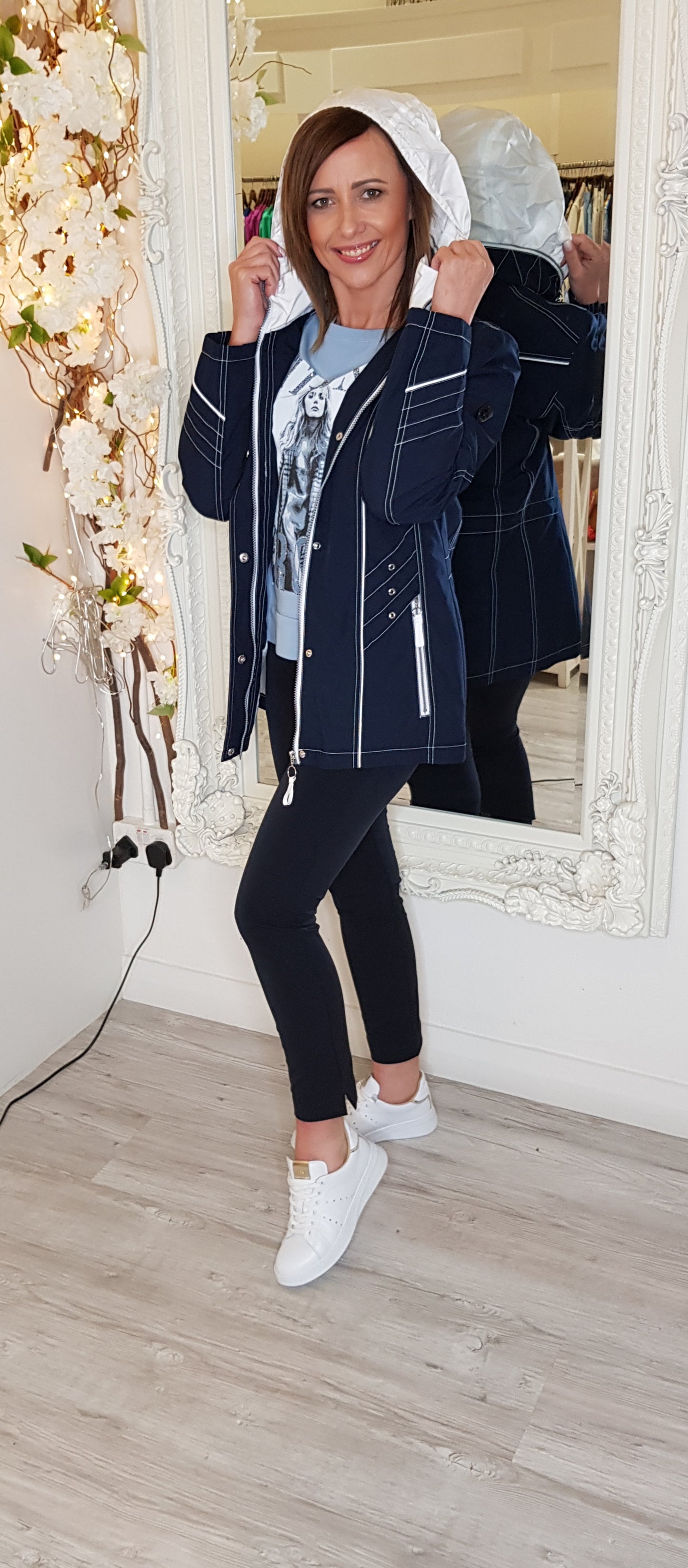 Page Navy 7/8 Sports Pants