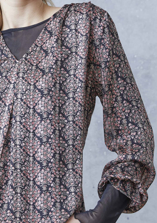 Pink And Black print Delta Top