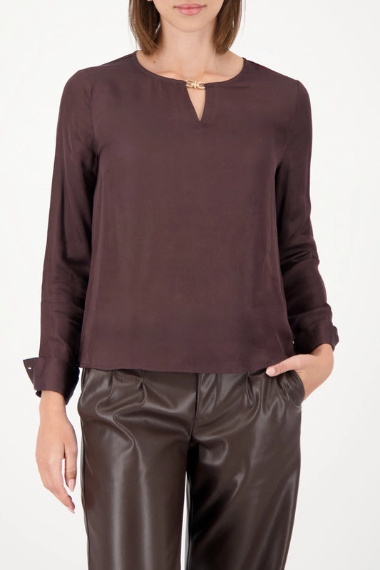 Brownie Blouse with jewelry detail