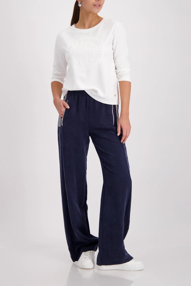 Off White Sweatshirt With Emblem