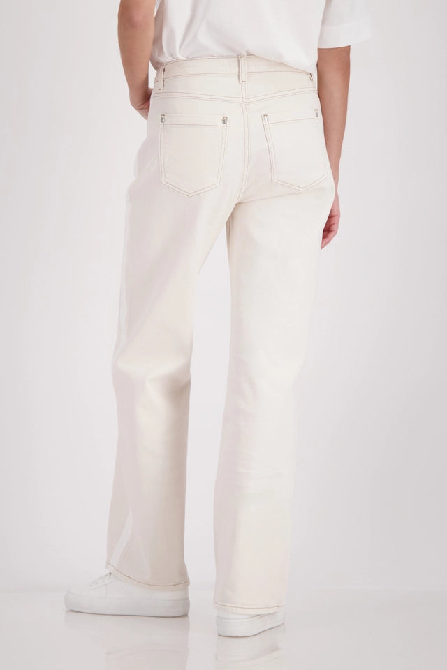 Jeans With Stripe Detail