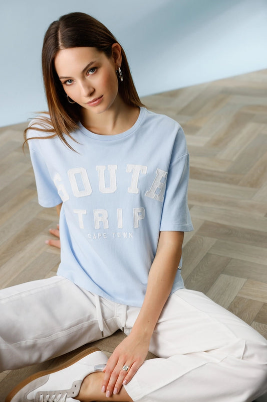 Light Sky Sweatshirt With Stitched Lettering