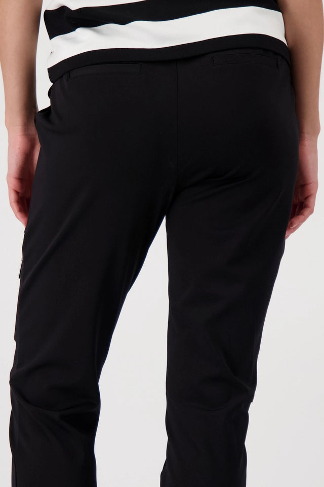 Black Joggers With Zip Pocket
