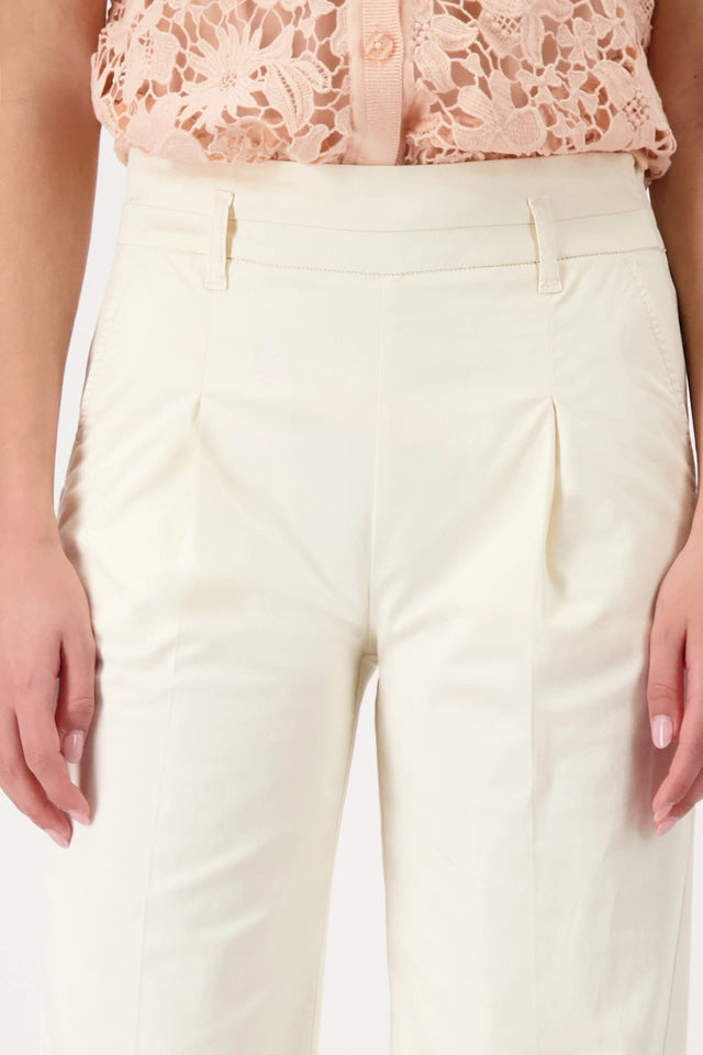 Cream Trousers With Cuff