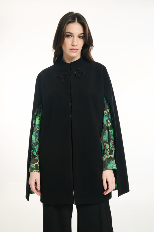 Black Cape With Printed Interior