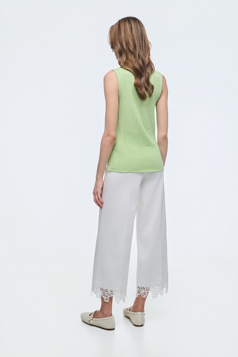 White Cropped Pants With Lace