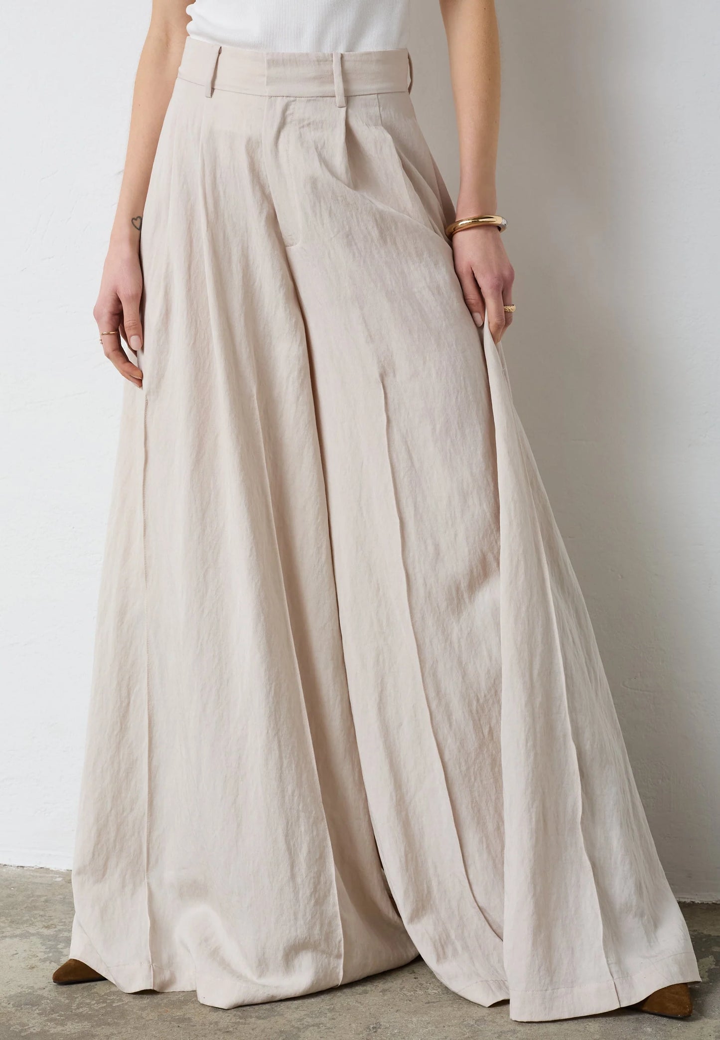 Bone Skirt Trousers