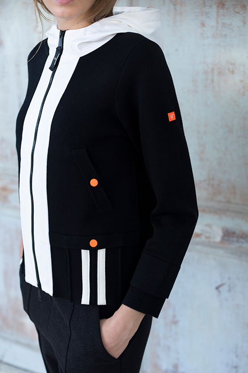 Black Two-tone Knitted Jacket