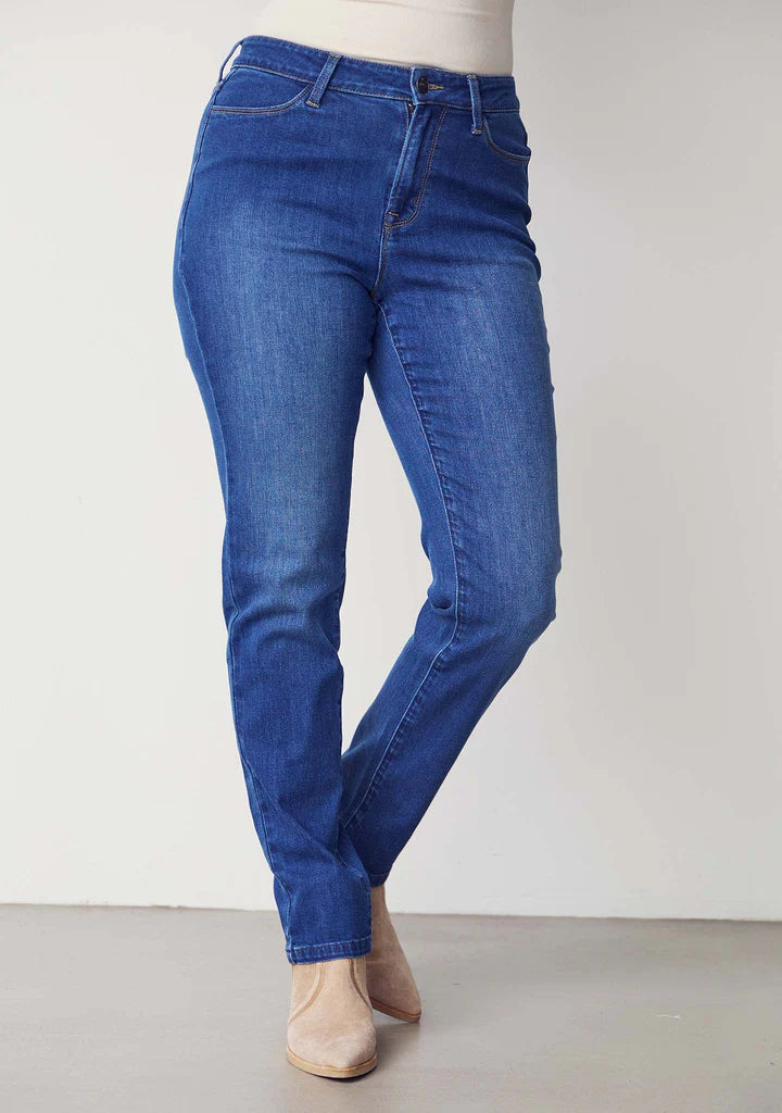 Classic Jeans With Straight Legs