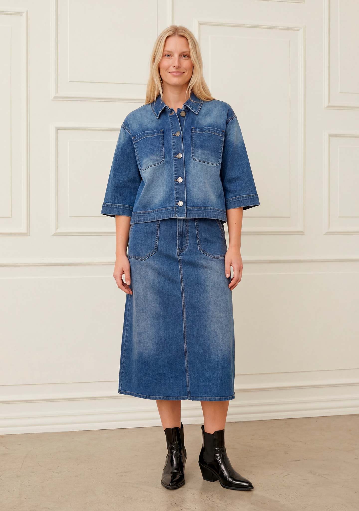 Carpi Denim Jacket  Basic Denim Wash