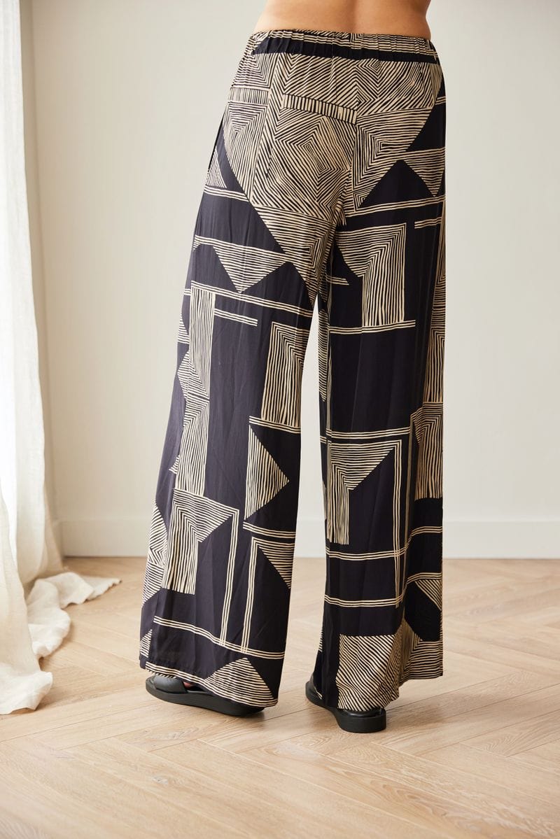Geometric Trouser
