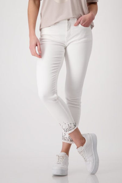 JEANS WITH DECORATIVE HEMS
