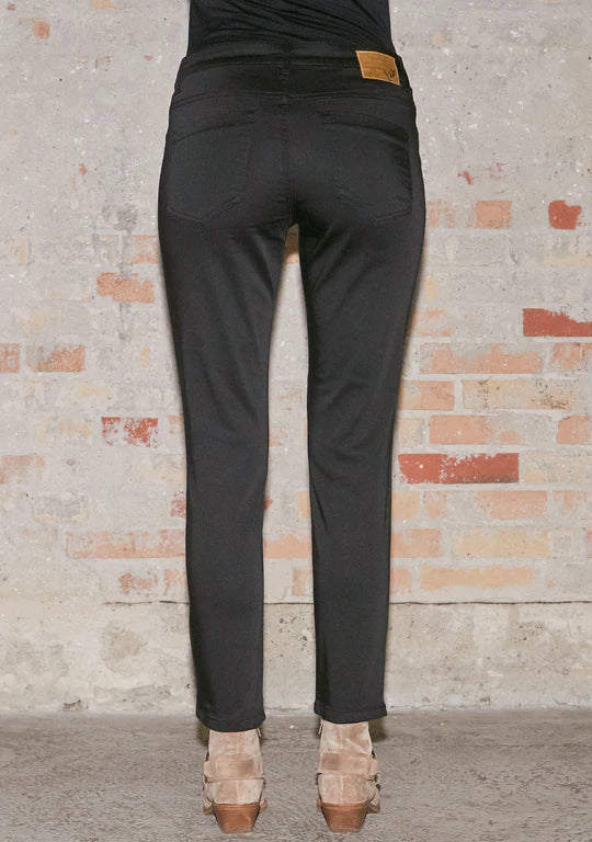 Black Lido Zip Jeans