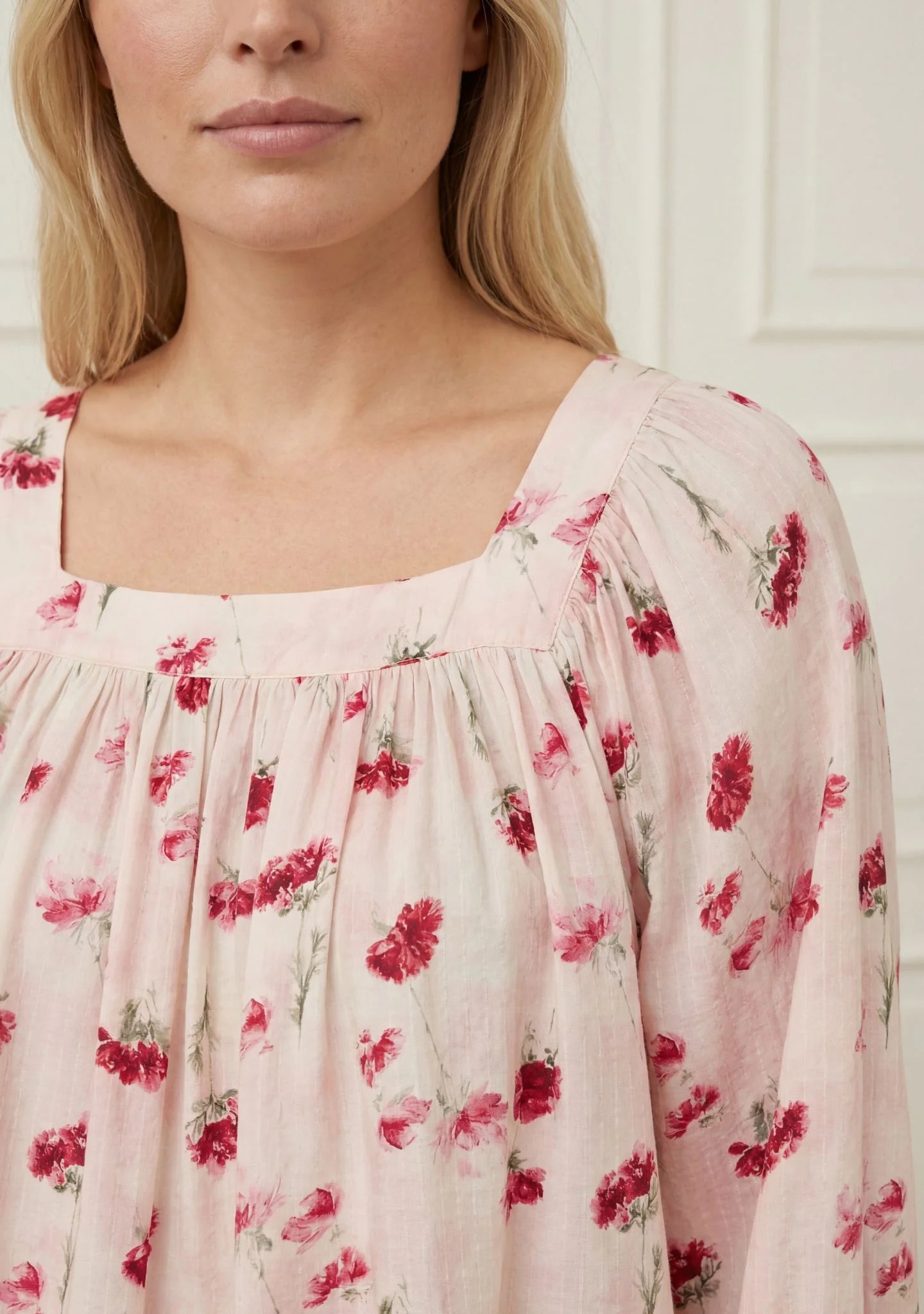Manny Blouse  Romance