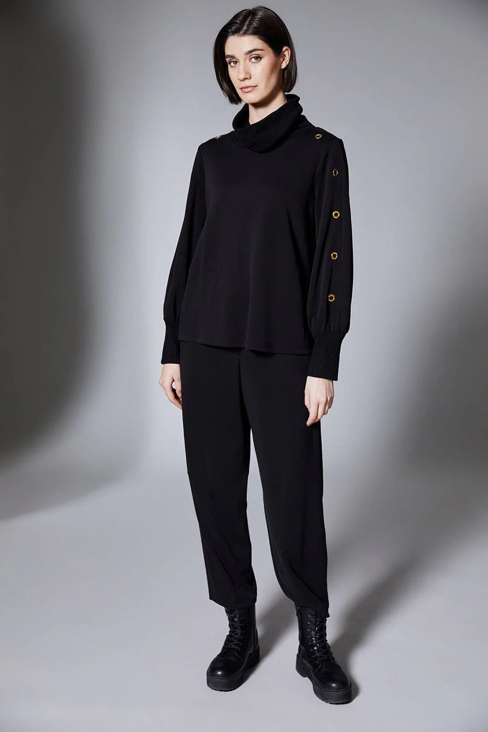 Black Rivet Top