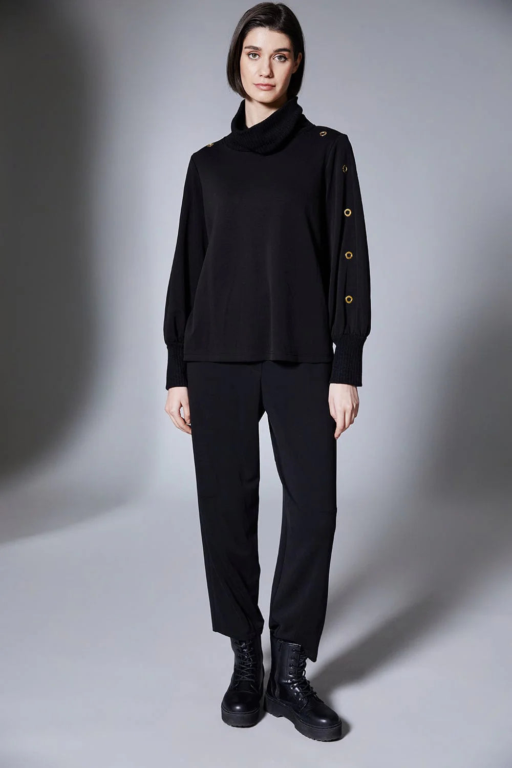 Black Barrel Trouser