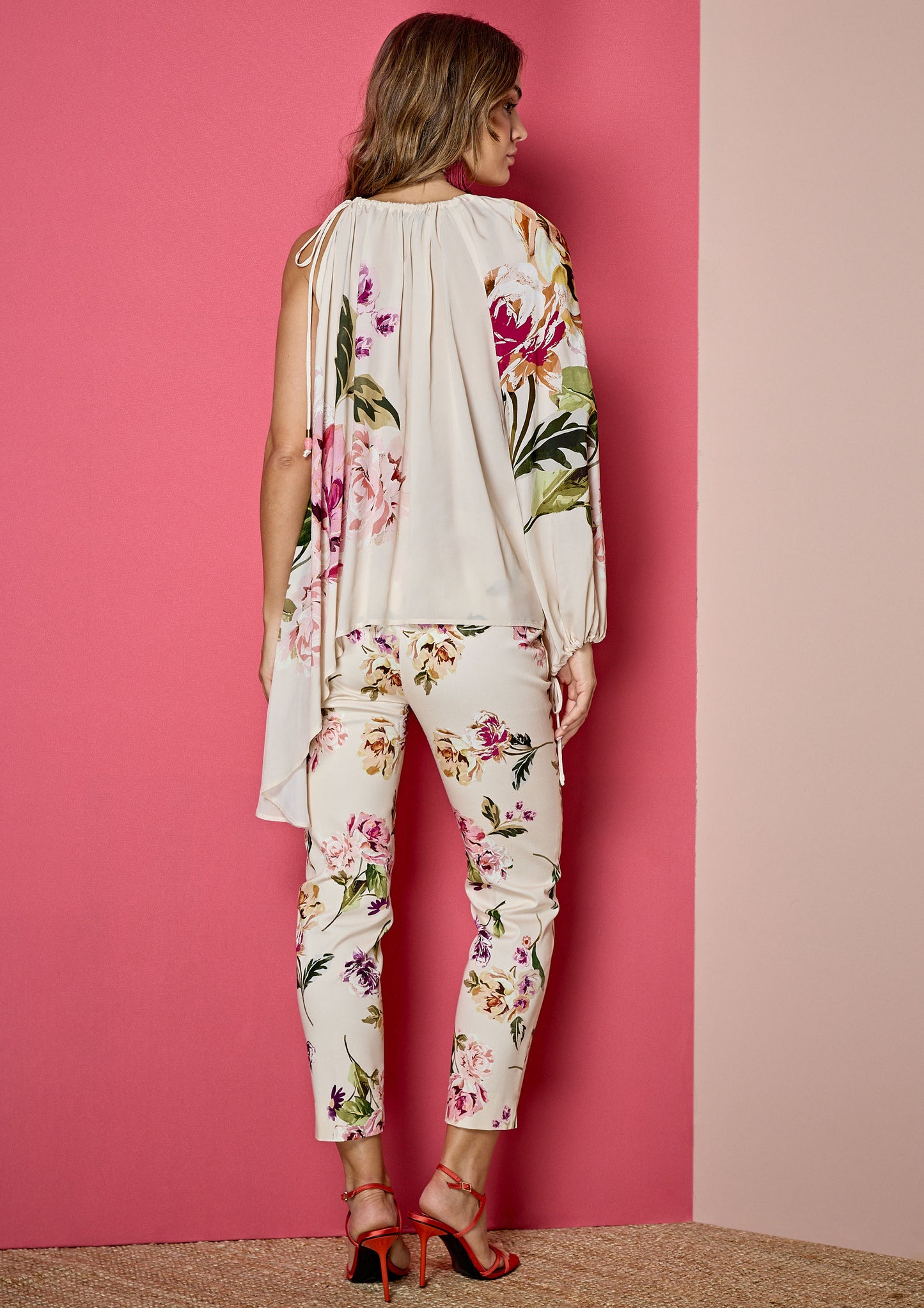 Asymmetrical Flowy Blouse With Floral Print