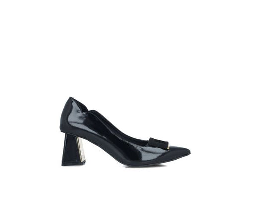 Black Patent Court Shoe