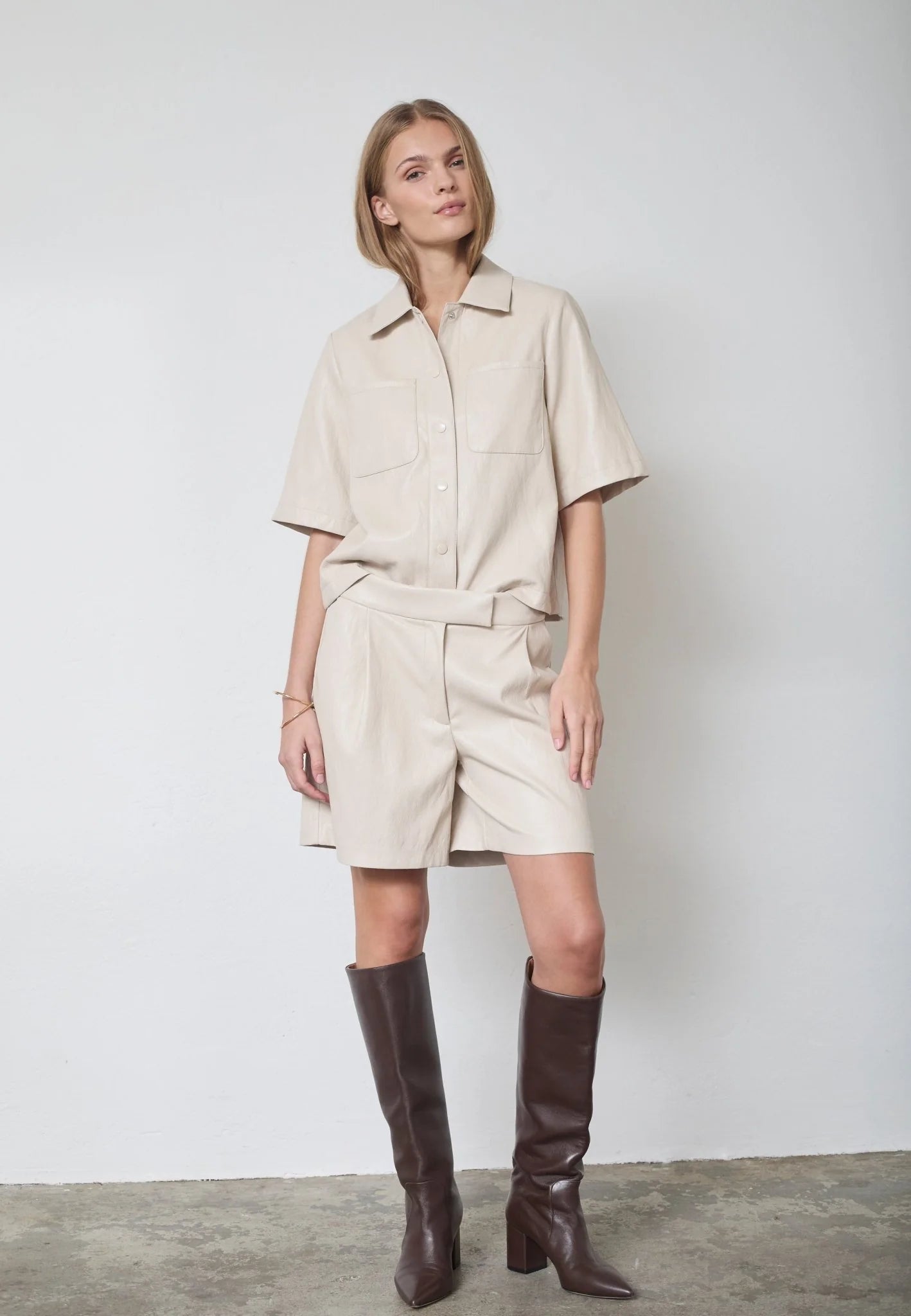 GittCC Pleat Shorts Bone
