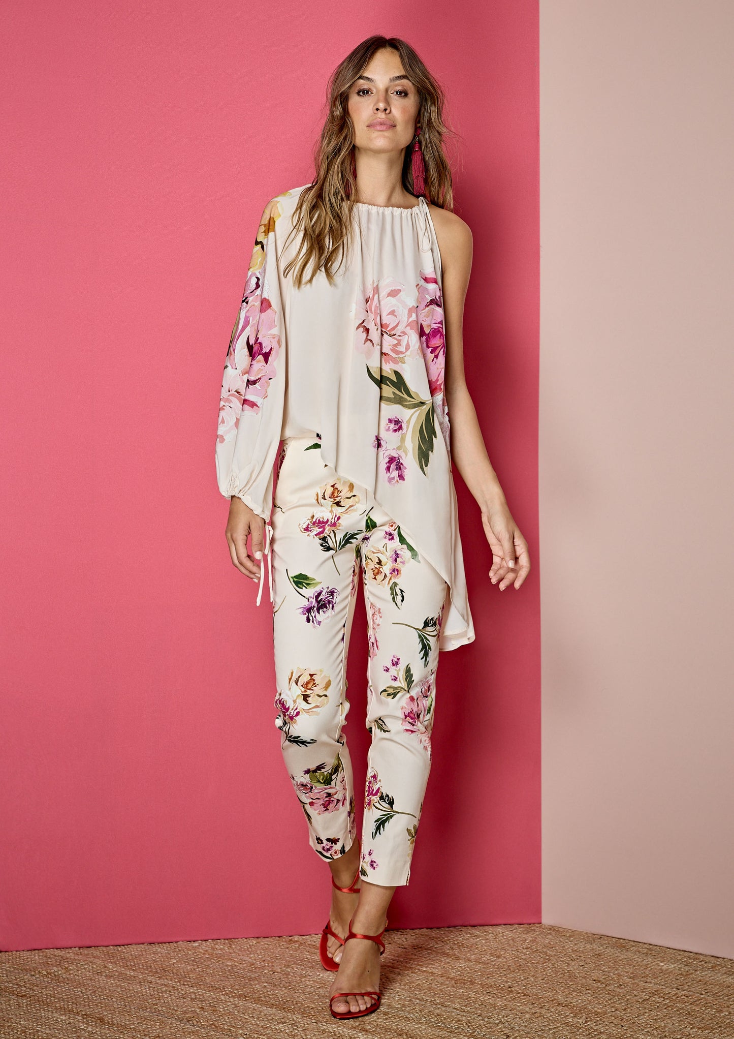 Asymmetrical Flowy Blouse With Floral Print
