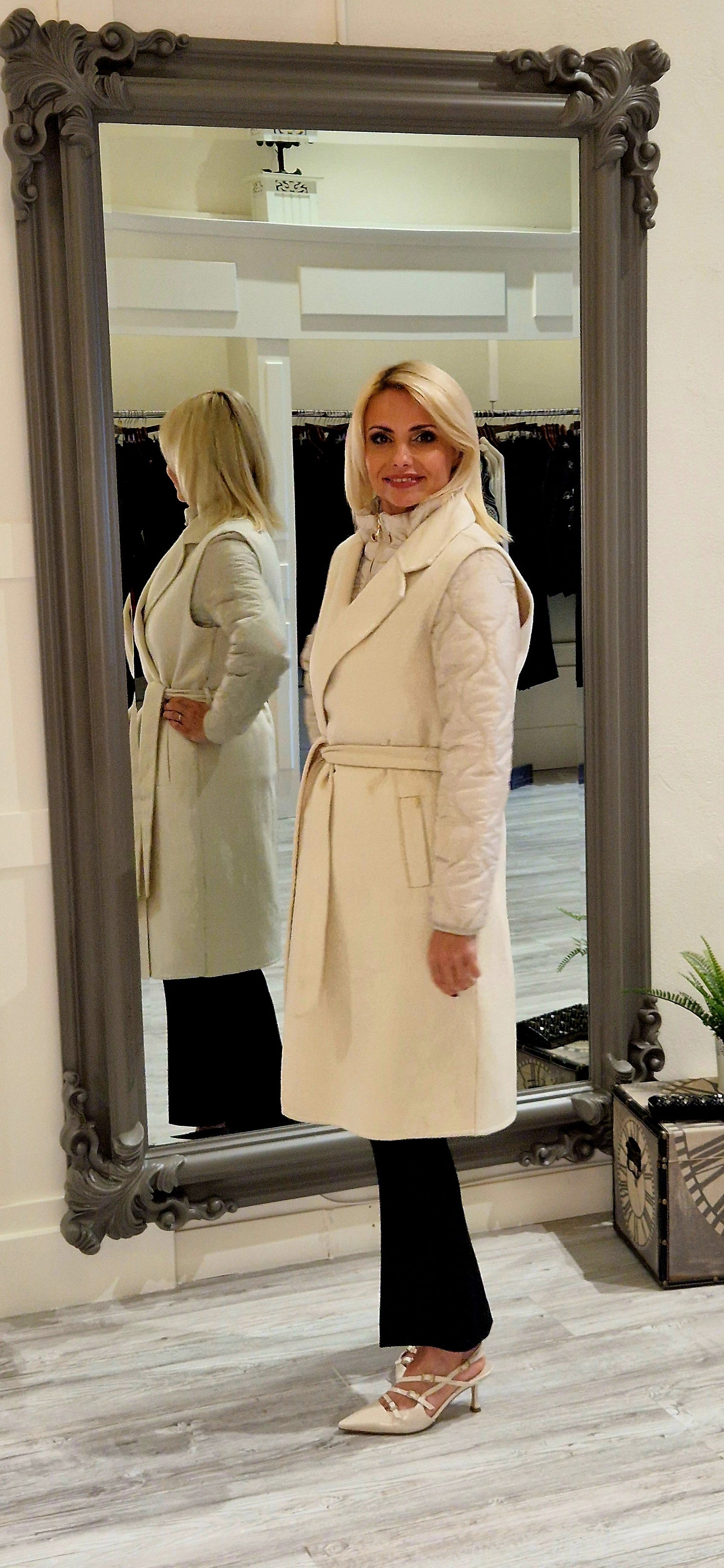 Cream Gillet With Padded Jacket