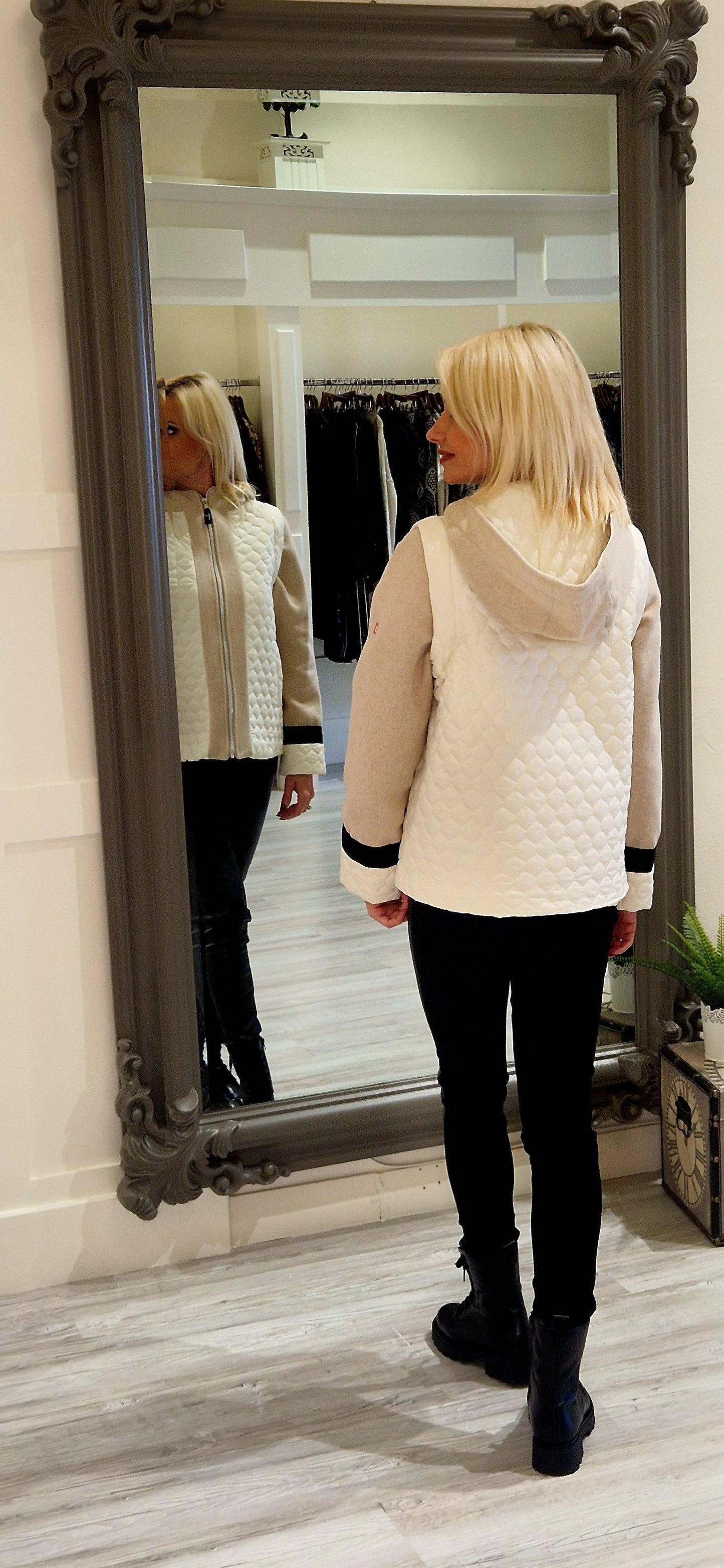 Two-tone Padded Jacket Convertible Into A Vest