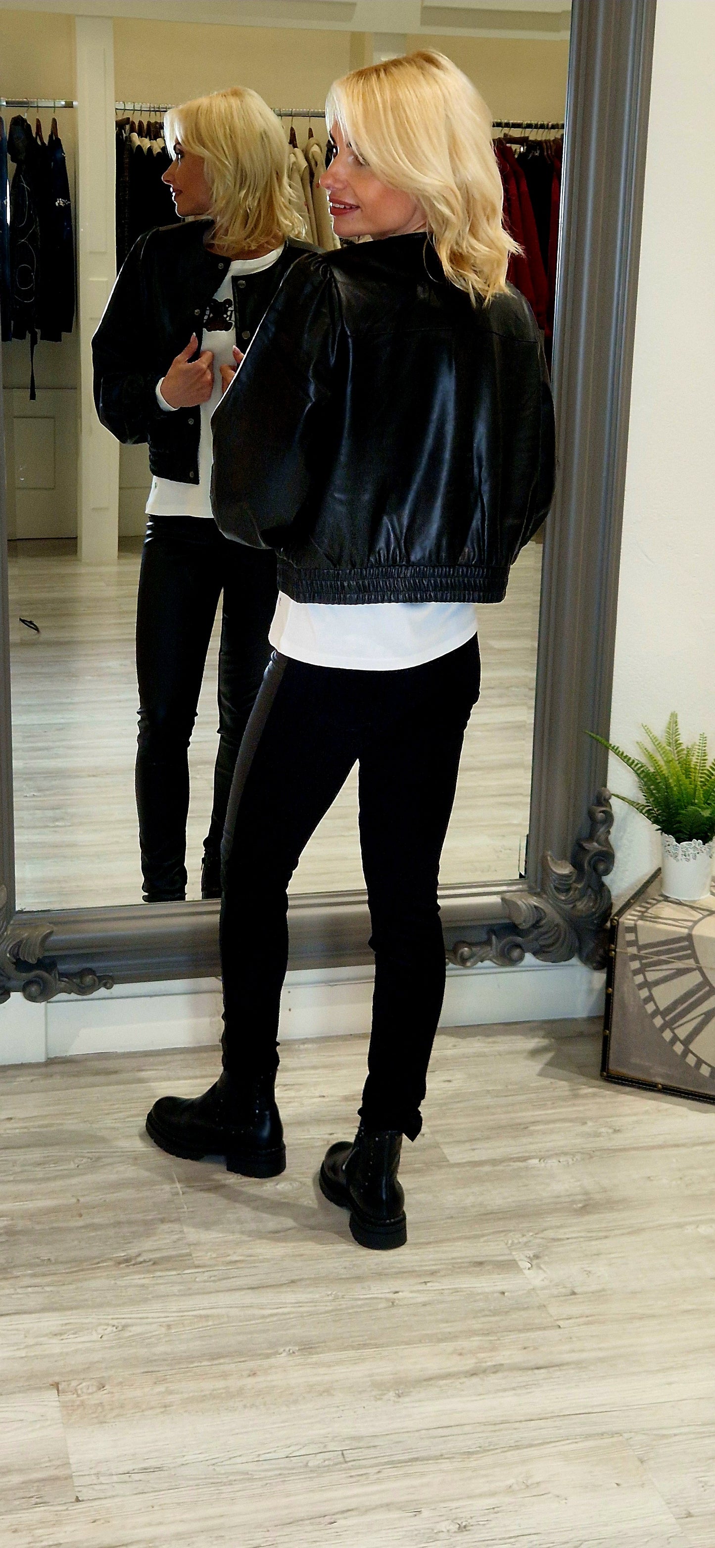 Long sleeved shirt with teddy print