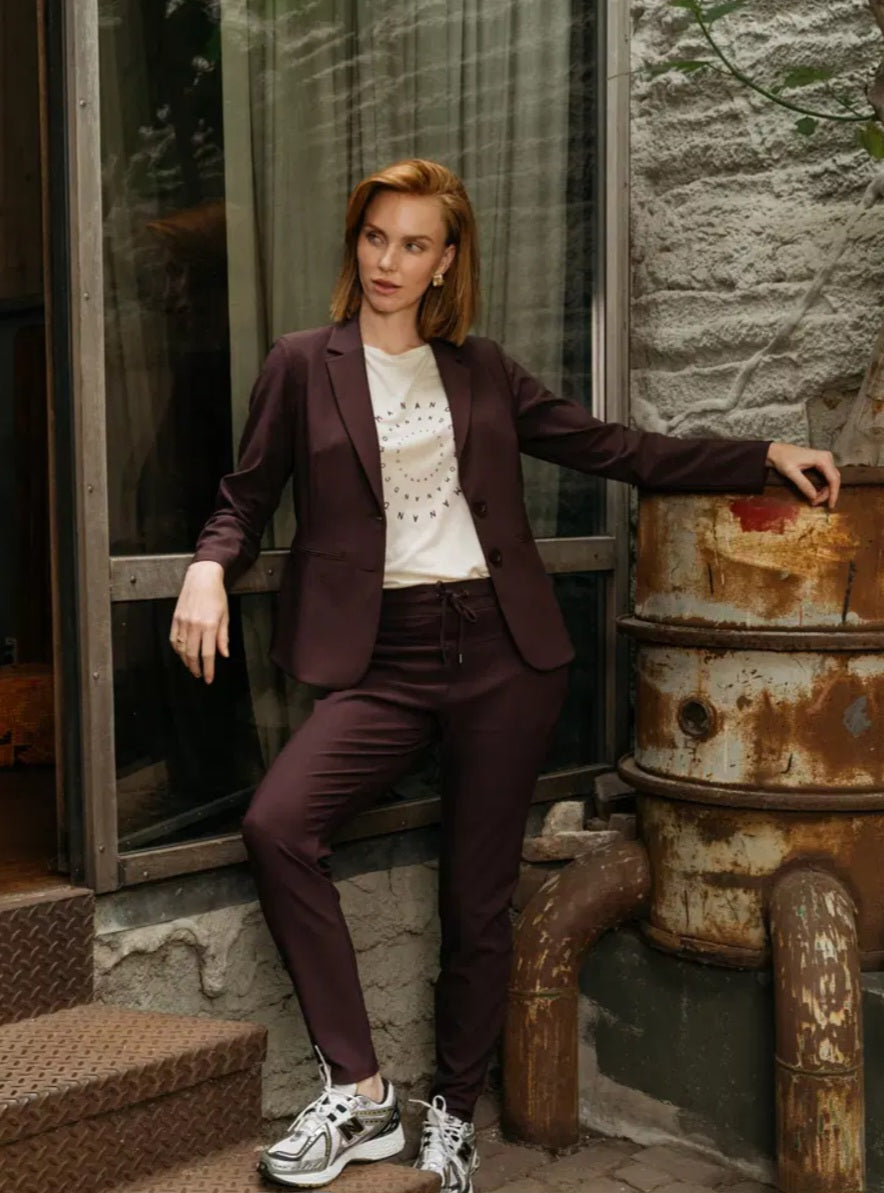 Chocolate Phileine Travel Jacket