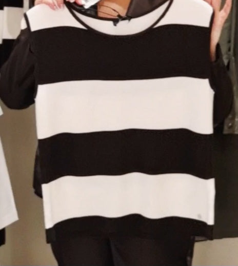 Brown And Cream Sleeveless Knit Top